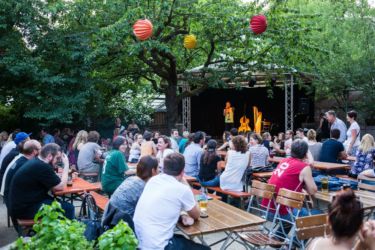 01-Comedy-Mix-ER_150612-JK-42667-w1000-h800