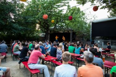 01-Comedy-Mix-ER_150724-JK-43027-w1000-h800