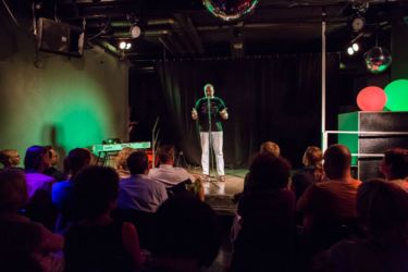 05-Comedy-Mix_150903-JK-43685-w1000-h800