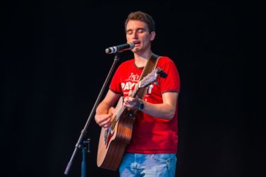 06-Comedy-Mix-ER_150724-JK-43045-w1000-h800