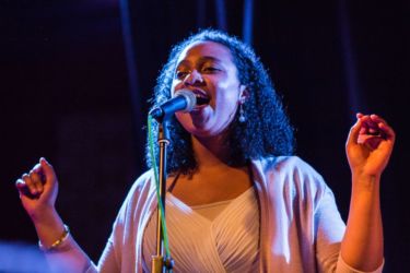 07-Comedy-Mix_150604-JK-42477-w1000-h800