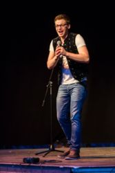 09-Comedy-Mix-ER_150724-JK-43143-w1000-h800