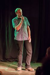 09-Comedy-Mix_150903-JK-43706-w1000-h800