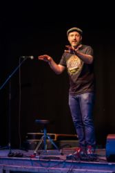 11-Comedy-Mix-ER_150612-JK-42837-w1000-h800