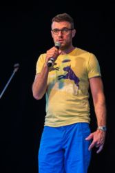 13-Comedy-Mix-ER_150724-JK-43025-w1000-h800