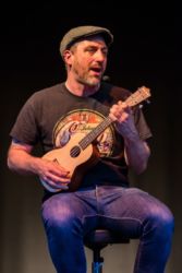 14-Comedy-Mix-ER_150612-JK-42825-w1000-h800