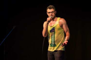 15-Comedy-Mix-ER_150612-JK-42848-w1000-h800