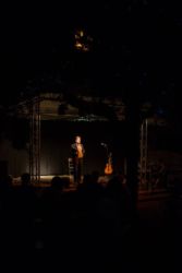 26-Comedy-Mix-ER_150612-JK-42966-w1000-h800