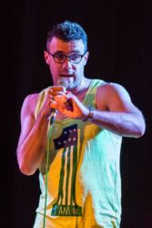 28-Comedy-Mix_150604-JK-42598-w1000-h800